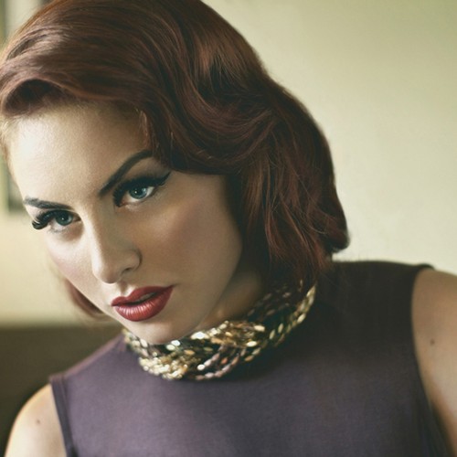 http://endora.three.marpaweb.eu/116-thickbox_default/product-sample-6.jpg